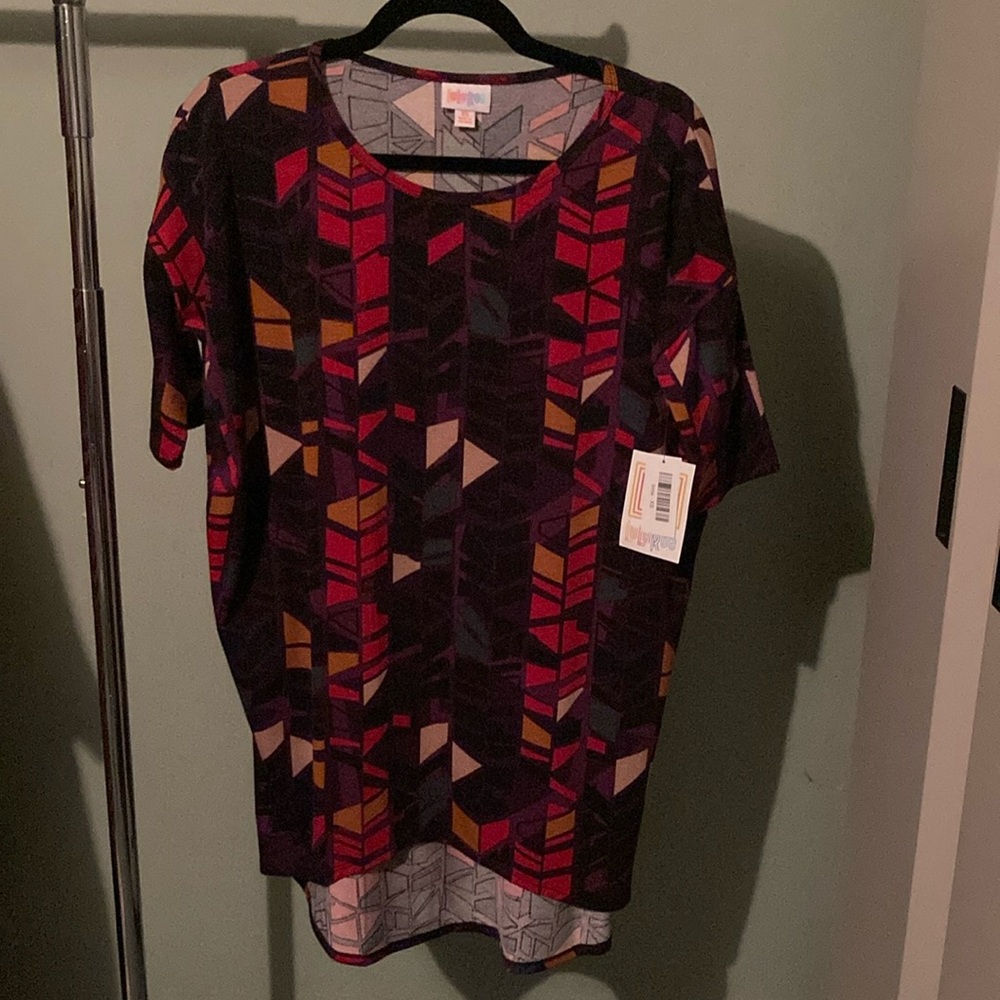 Lularoe xs purple black red Irma shirt